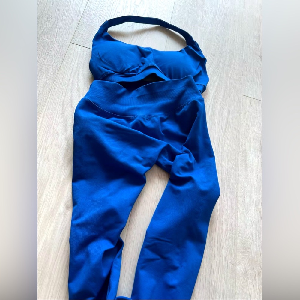 Workout Leggings in blue